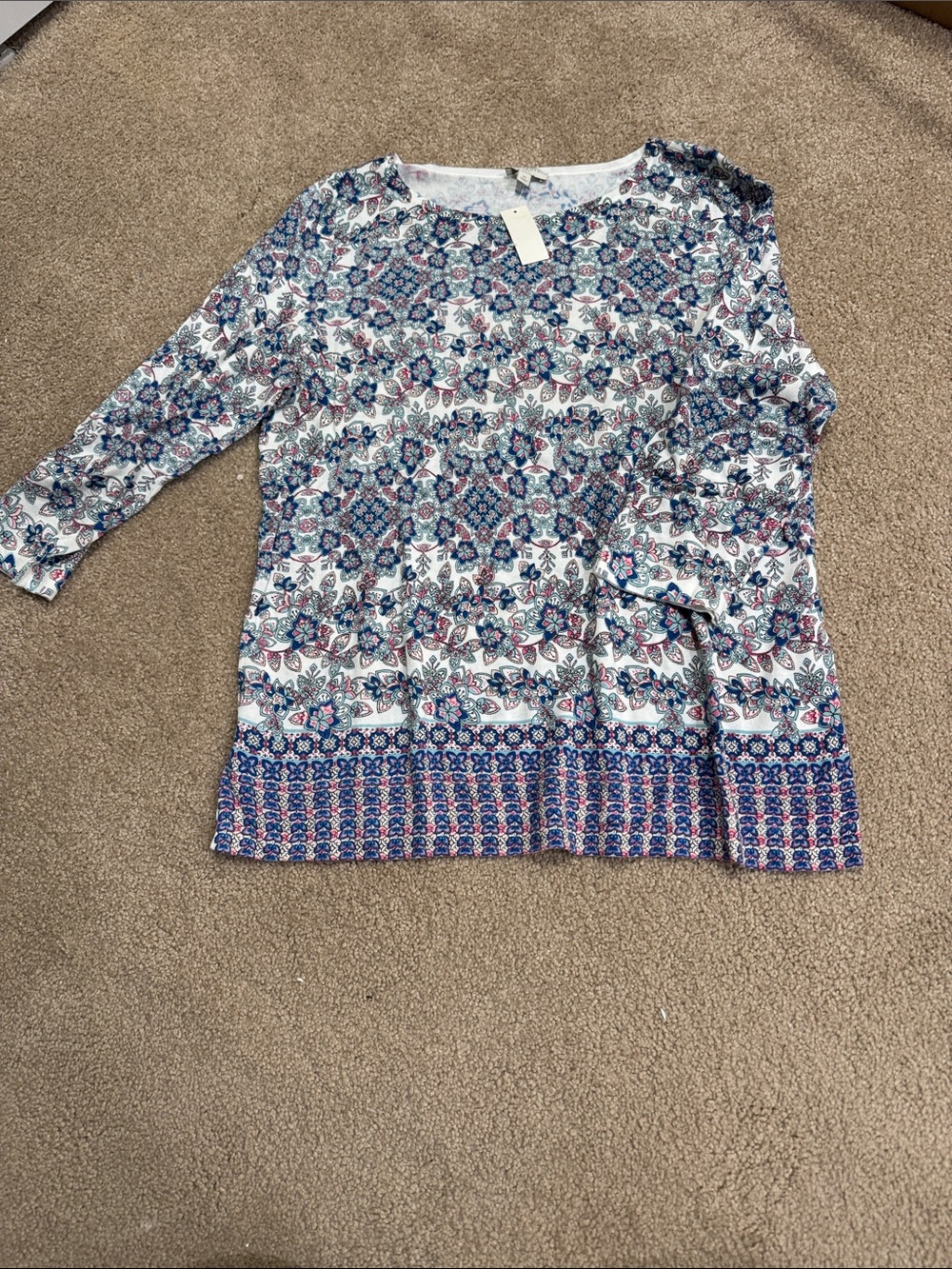 Talbots White Long-Sleeve Floral Print Top/light weight sweater